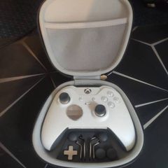 Xbox elite controller series 2 compatible with Xbox x/s ,1,pc