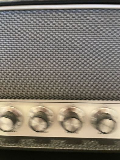 Laney LA Studio.