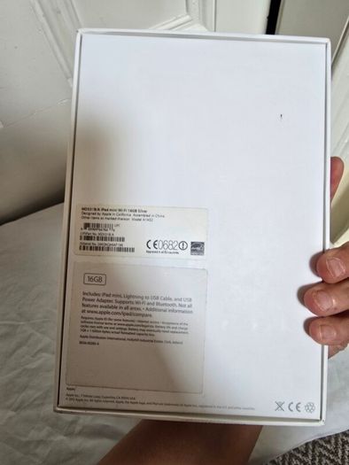 ipad  Mini and iphone  Boxes