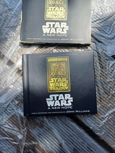 Star Wars A New Hope 1997 Special Edition 2-CD Soundtrack Holographic Box Set