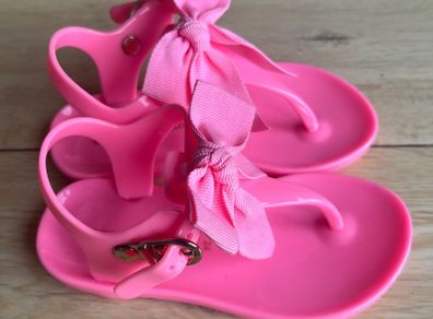 Country Road Neon Pink Bow Jelly girls sandals with bow EU24 BNWOT