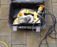 de walt 110v electric planer
