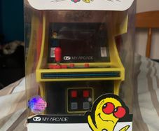 Playable pac-man micro arcade machine
