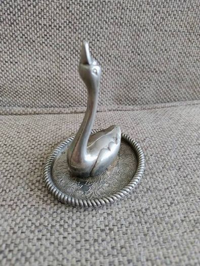 Vintage swan ring holder silver plated 10cm high see all photos FREE STANDARD POSTAGE INCLUDED