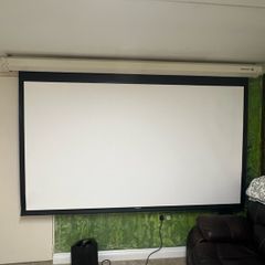 Epson EH-TW480 Projector & 105" Motorised Screen