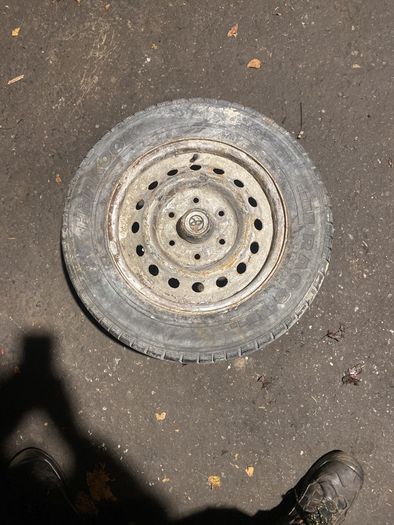 Toyota Hiace Spare Wheel