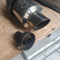 Stubby exhaust