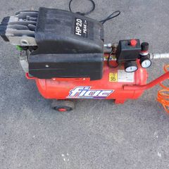 Air compressor
