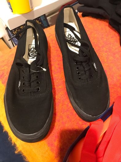 vans unisex shoes uk7
