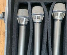3 x AKG D 190E Vintage Microphones