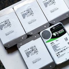 5 x 18TB Hard Drives HDD Faulty