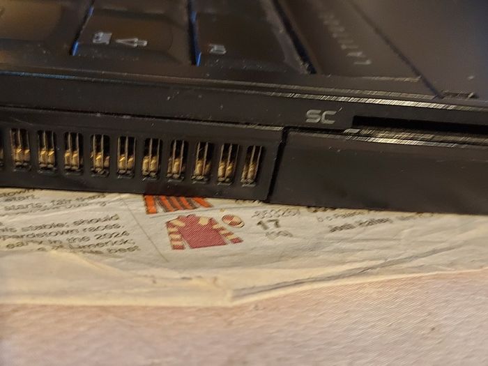 Dell Latitude E4300, Intel Core 2 Duo CPU, P9300, 2.27GHz, 3GB Ram,  Windows 7 Ultimate 64bit, Opera, Chrome, etc