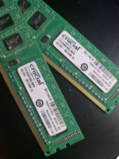 Crucial DDR3-1600 2x4GB