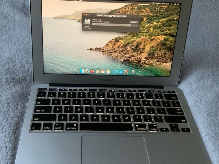 Apple MacBook Air 11 Inch Mid 2013 128GB SSD