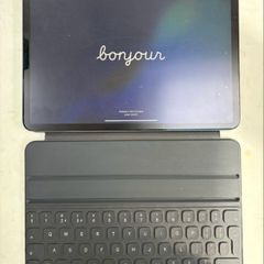 Apple iPad Pro 11" (256GB, Space Grey) + Smart Keyboard Folio + Apple Pencil 2 Bundle