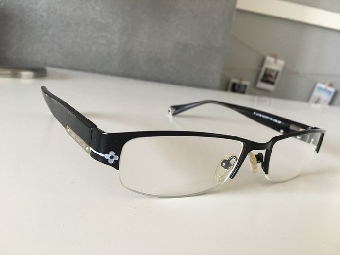 Louis Vuitton Auth optics
