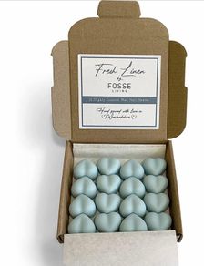 (MULTIPLE FRAGRANCES AVAILABLE) Highly Scented Wax Melt Hearts - Vegan, Plastic Free & Long Lasting - 16 Pack