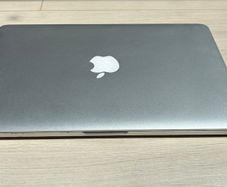 MacBook Pro (Retina, 13-inch, Early 2015)