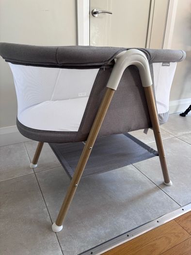 Baby crib