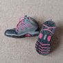 Kids Hiking Boots Image 2