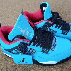 Sneakers/ Trainers