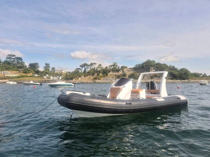 5.8 m Rib with Mercury 115hp outboard
