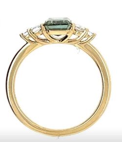Bespoke Natural and lab grown diamond rings.