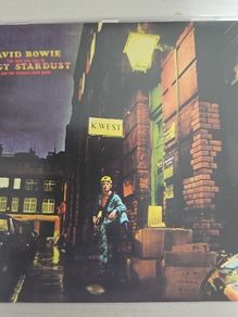 David Bowie - Ziggy Stardust.