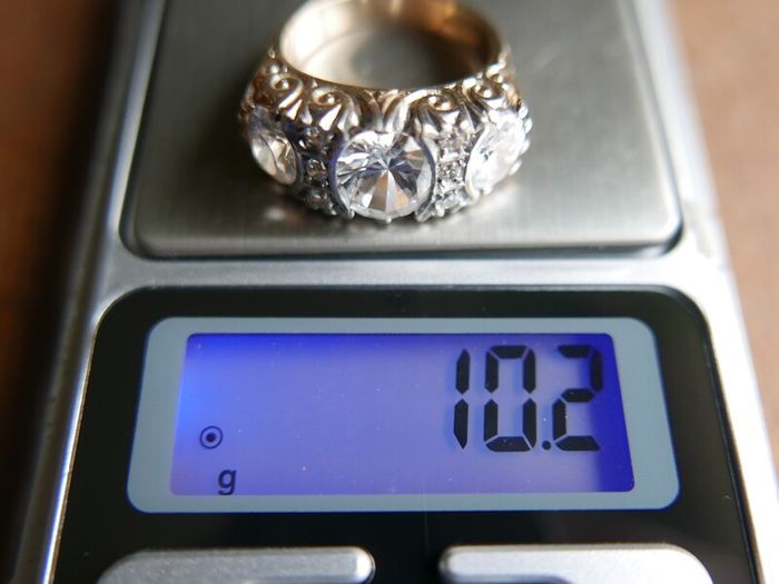 Vintage 9ct Solid Gold 375 Beautiful Trilogy Ring 10,2g
