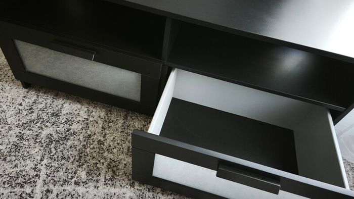 TV bench