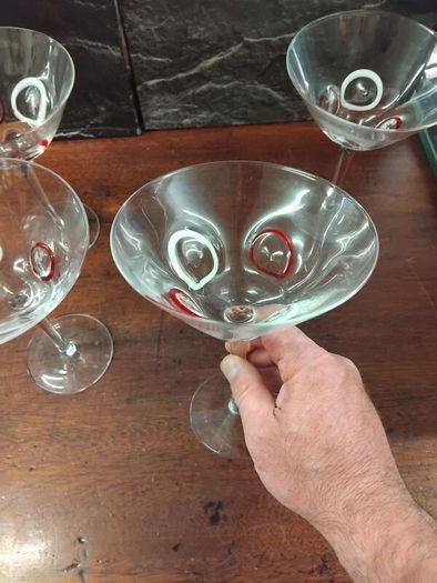 4 Delpihi Martini Glasses