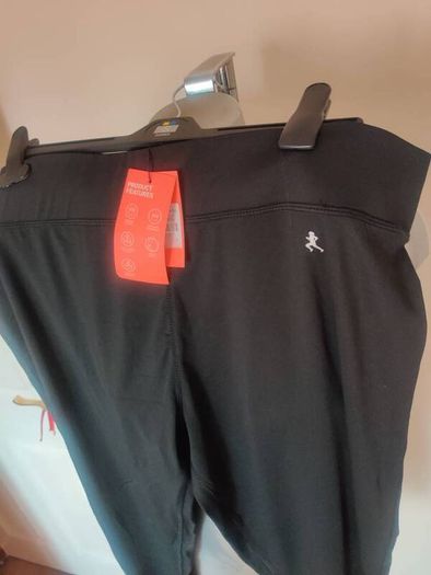BNWT Workout black stretchy leggings size UK20 EU48 Postage included