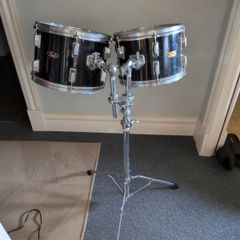 Vintage Pearl toms and stand