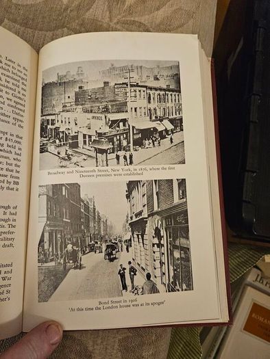 Memories Of Duveen Brothers.  Seventy Years In The Artworld. By Edward Fowles. First Edition Hardback With Dustjacket In Good Condition.  See Photos For Same.