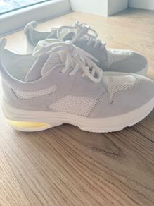 DKNY Rachy white chunky runner