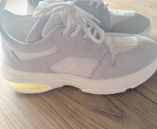 DKNY Rachy white chunky runner