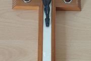Vintage Italian made 'Last Rites' hardwood wall Crucifix 13" tall FREEPOST