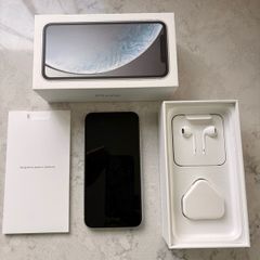 iPhone XR - White