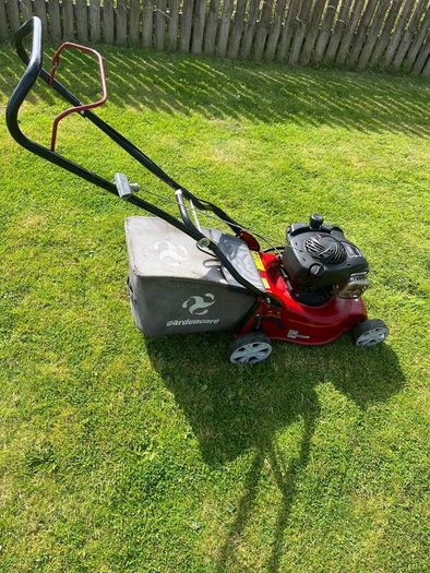 Lawnmower Briggs and Stratton