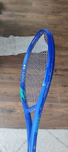 Yonex ezone 100