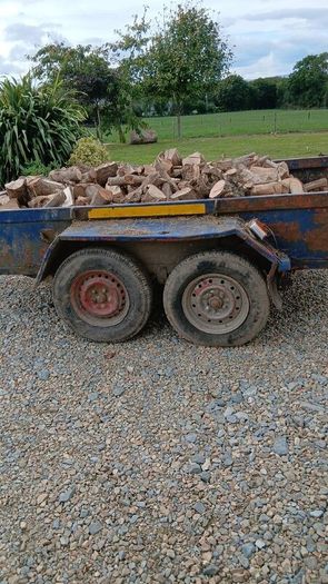 Top Class loads of seasoned hardwood firewood