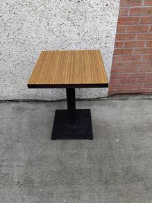 pub / cafe table
