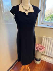Hobbs Black Capped Sleeves / Shift Dress Fully Lined - Size 10