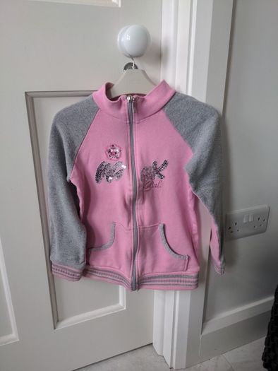 Girls zip up top