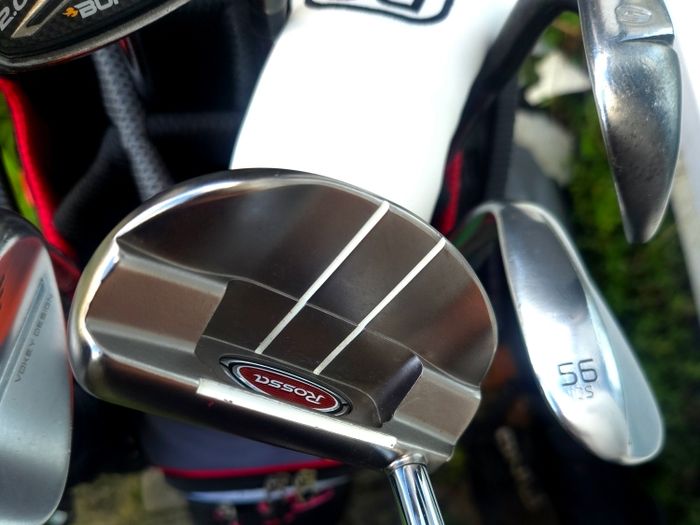 Set of Taylormade Golf Clubs