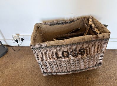 Large log basket on casters