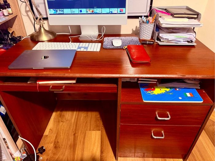 home office/office Desk