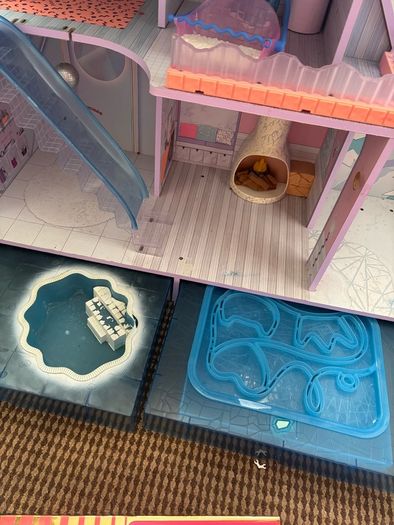 L.O.L doll house