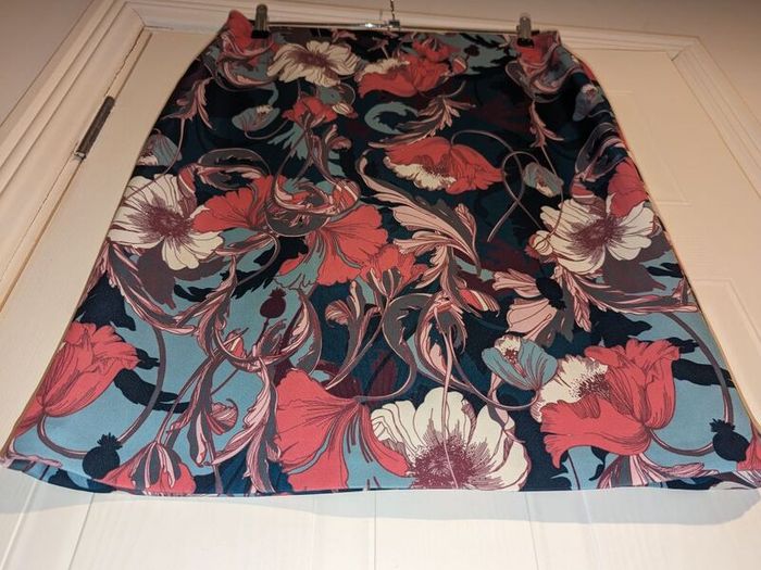 perfect for Summer beautiful floral midi skirt from M&S