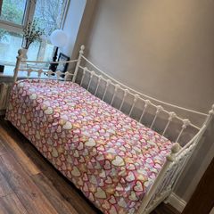 daybed/sofa bed/single bed with trundle